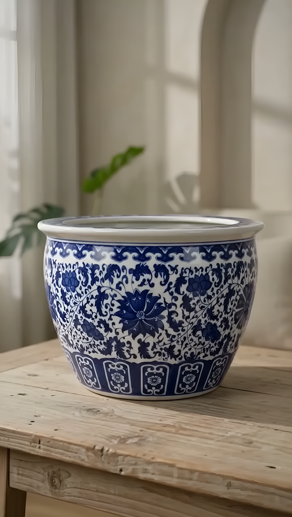 The Royal Dynasty Planter